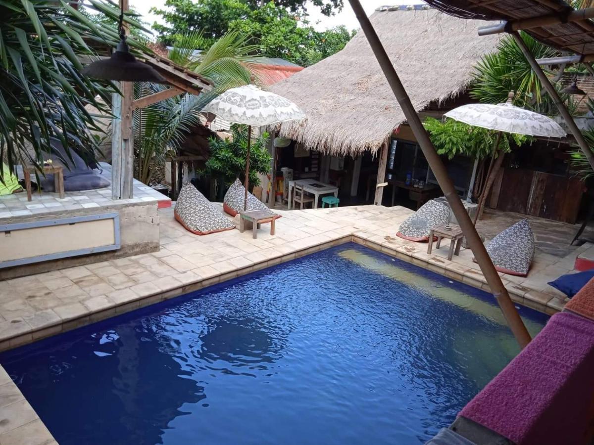 La Boheme Mini Hostel Gili Trawangan Bagian luar foto