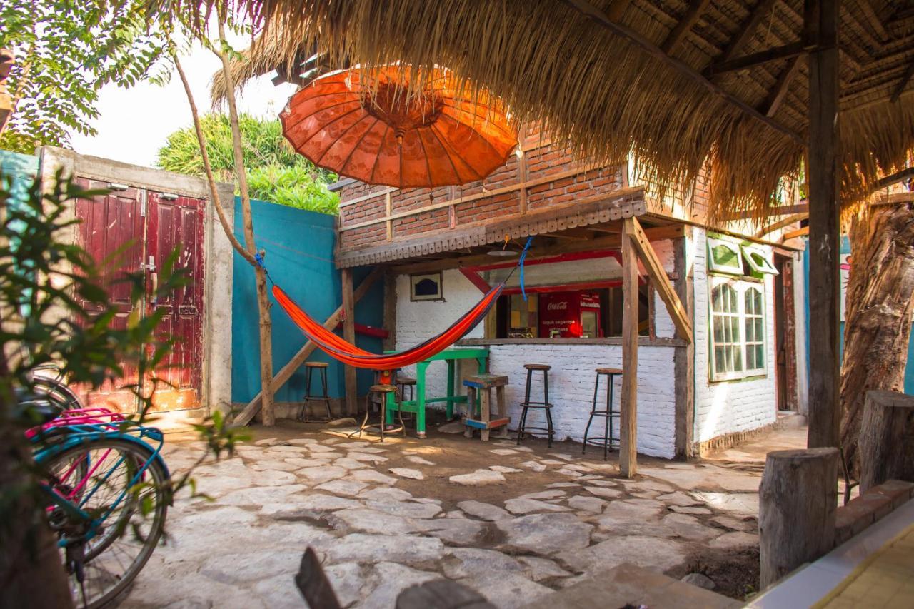 La Boheme Mini Hostel Gili Trawangan Bagian luar foto