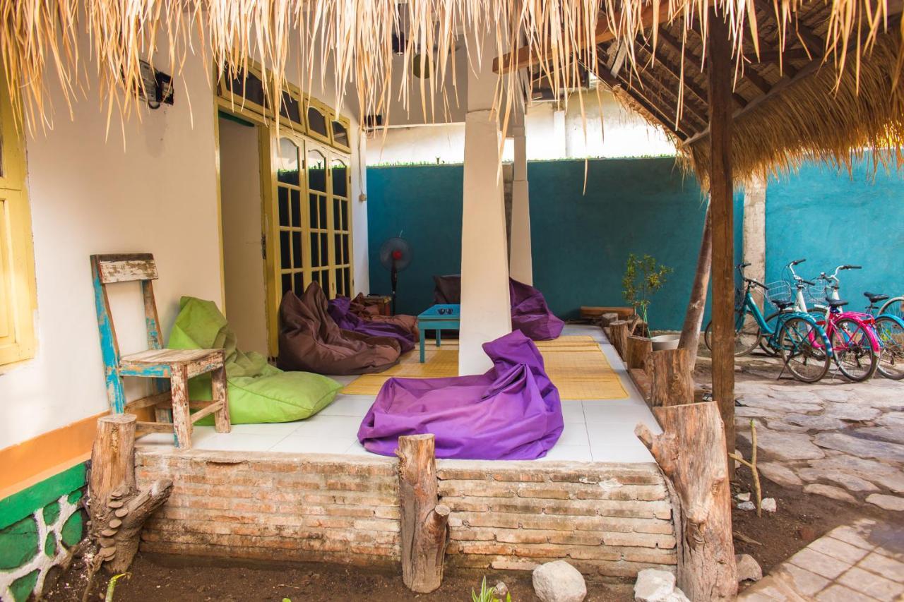 La Boheme Mini Hostel Gili Trawangan Bagian luar foto